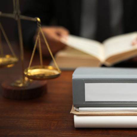 Подписан закон об удостоверении сделок двумя и более нотариусами и совершении ряда нотариальных действий удаленно