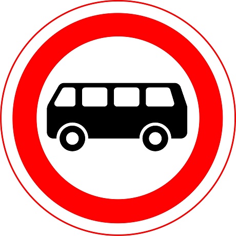 С сегодняшнего дня в России появился временный дорожный знак "Движение автобусов запрещено"
