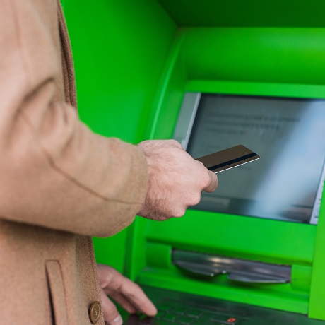 Банк России рекомендует банкам проводить дезинфекцию банкоматов