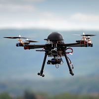 За нарушение правил эксплуатации дронов их владельцев предлагают штрафовать так же как и членов летных экипажей
