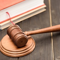 Утвержден обзор практики КС РФ за первый квартал этого года