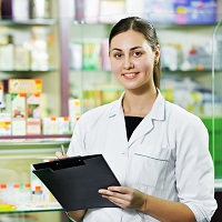 Какое образование должен иметь заведующий аптеки, работающий по совместительству провизором?