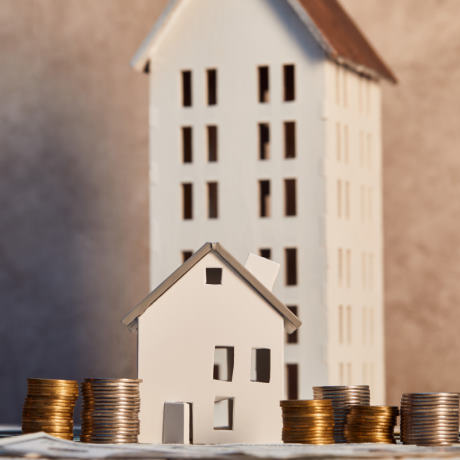 Минстрой России опроверг слухи о том, что жителей МКД заставят оплачивать коммунальные долги своих соседей