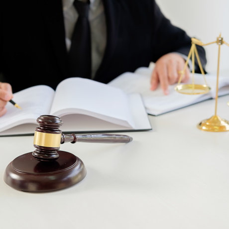 Нарушение работодателем процедуры увольнения председателя профсоюза не всегда приведет к восстановлению на работе