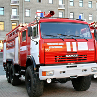 Пожарным могут разрешить эвакуировать автомобили, препятствующие проезду пожарной техники к месту пожара