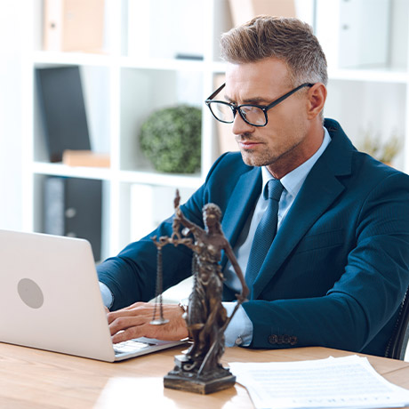 Требования к правилам внутреннего контроля адвокатов и нотариусов изменятся